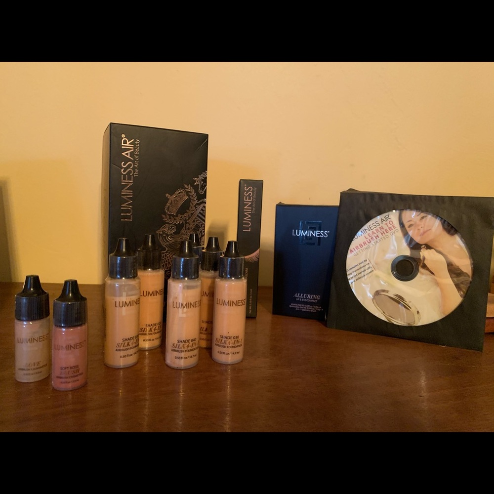 Luminess Airbrush Makeup System and Tints (Never Used)